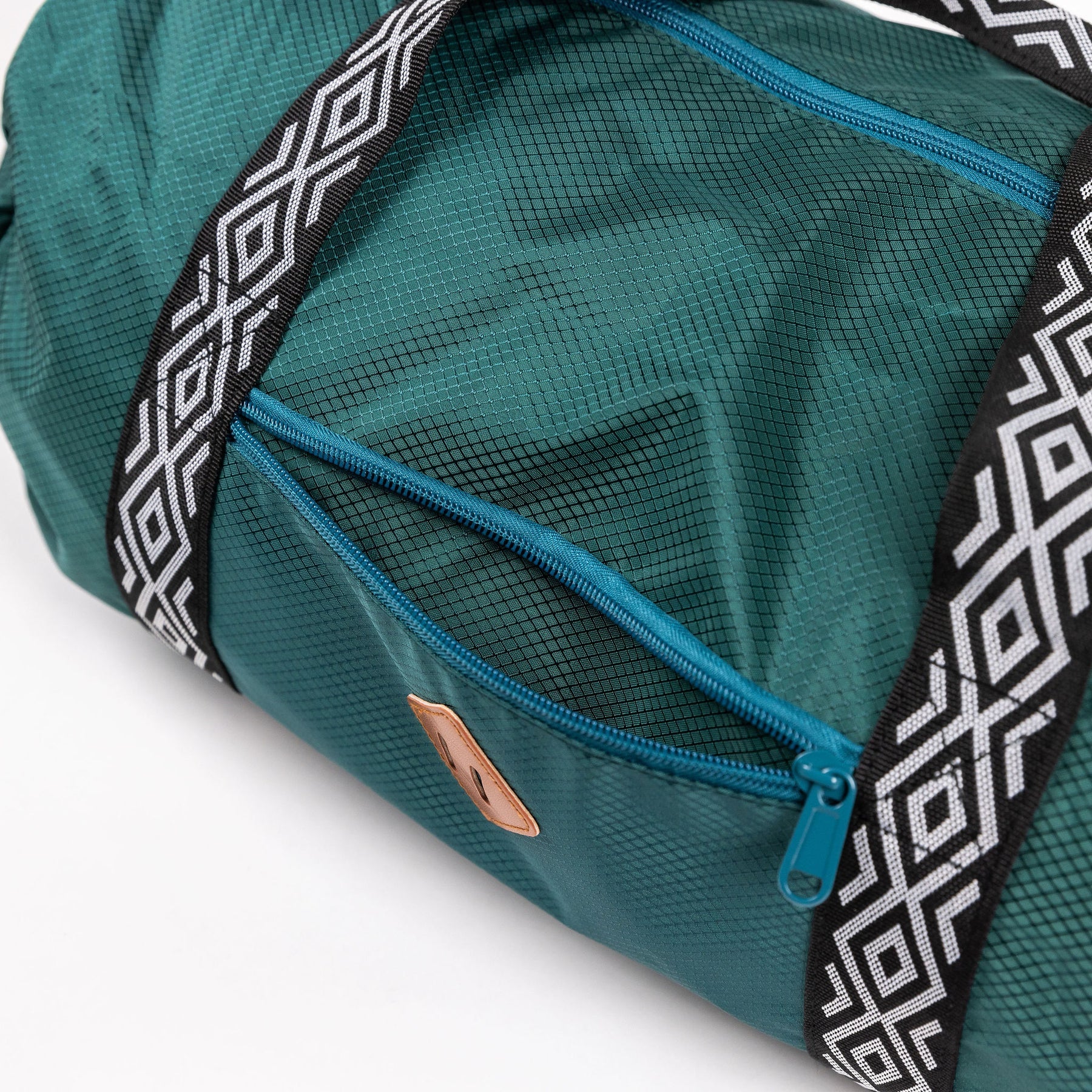Wilderdog Dog Duffel – Buffalo Barkery