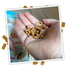 Load image into Gallery viewer, Meowijuana Crunchie Munchie Seafood Medley Cat Treat