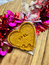 Load image into Gallery viewer, Custom Valentine Biscuits